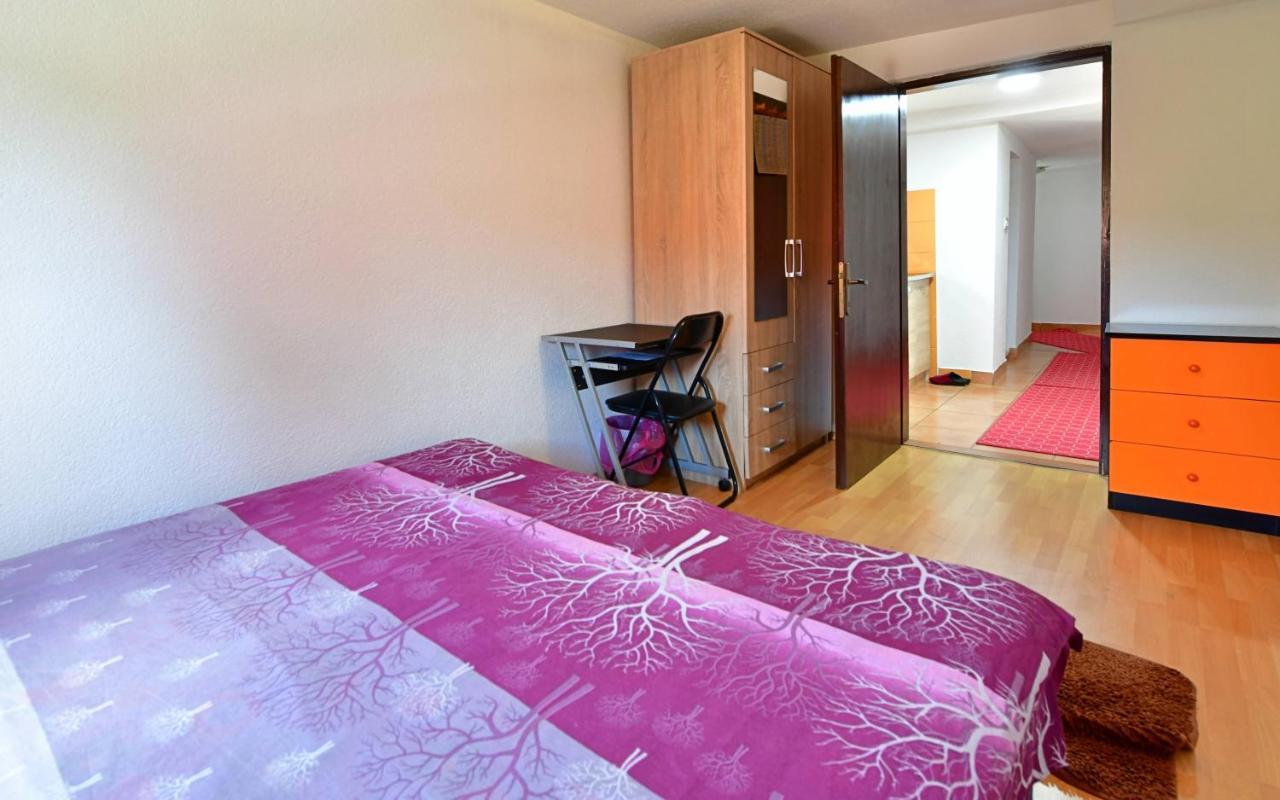 House Luna Rakovica Exterior photo
